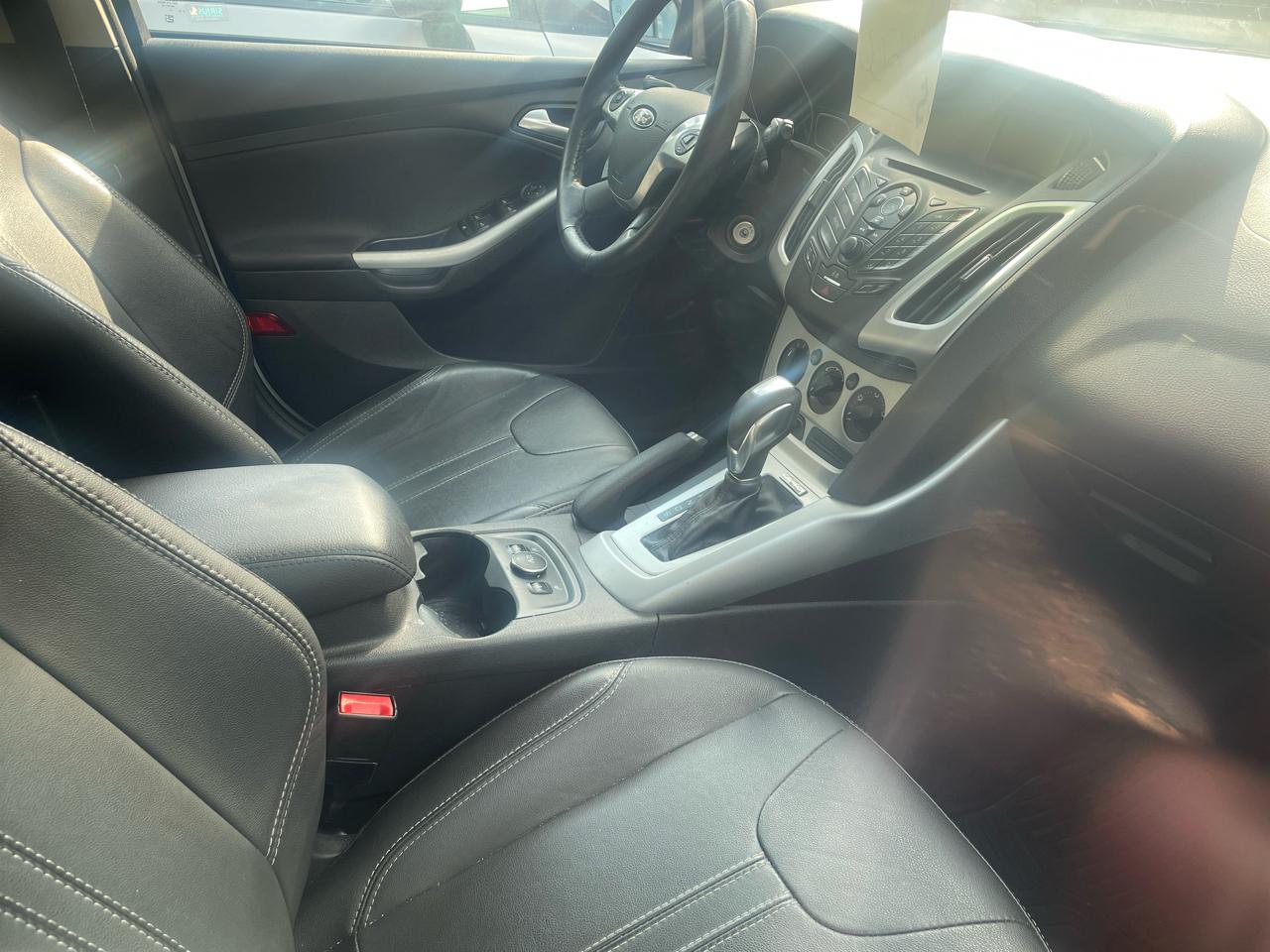 Ford Focus  2014