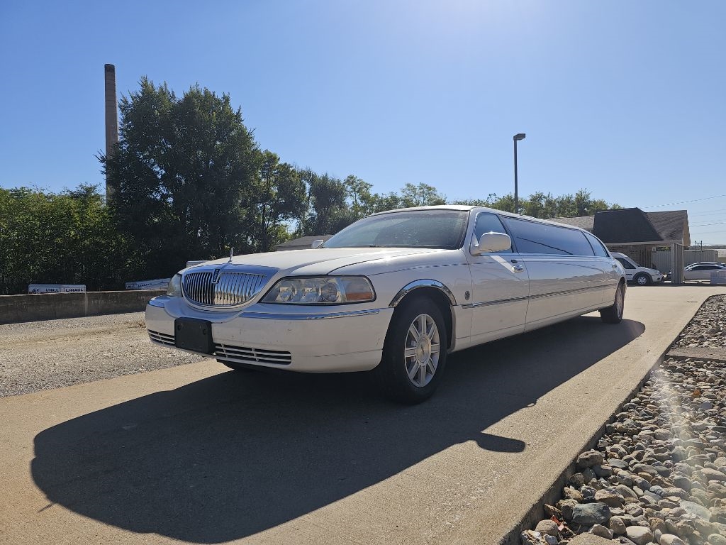 Lincoln Town Car  2007