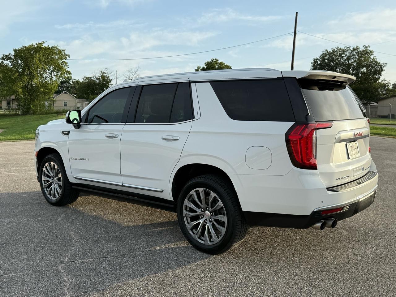 GMC Yukon  2021
