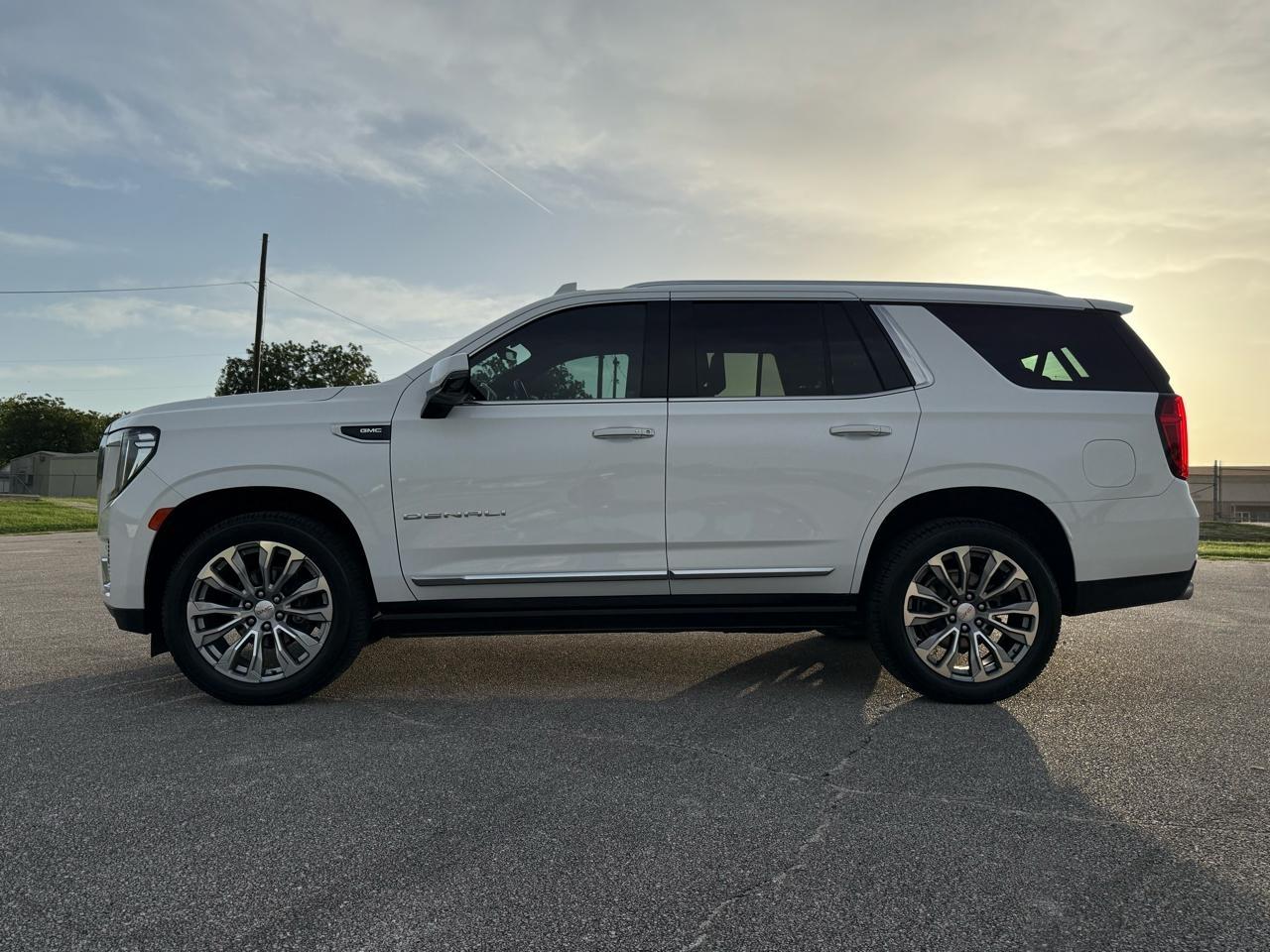 GMC Yukon  2021
