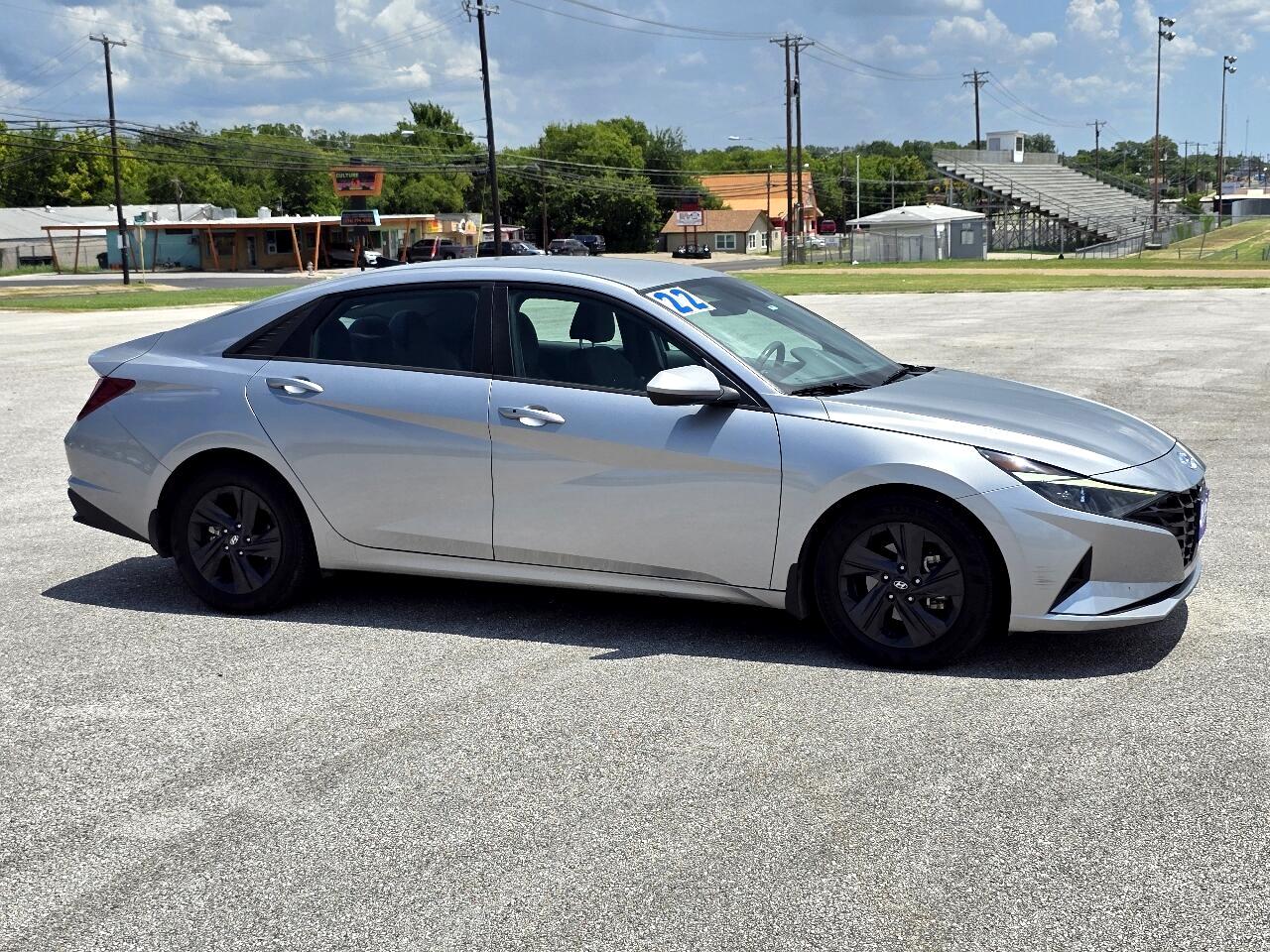 Hyundai Elantra  2022 Hyundai Elantra  2022