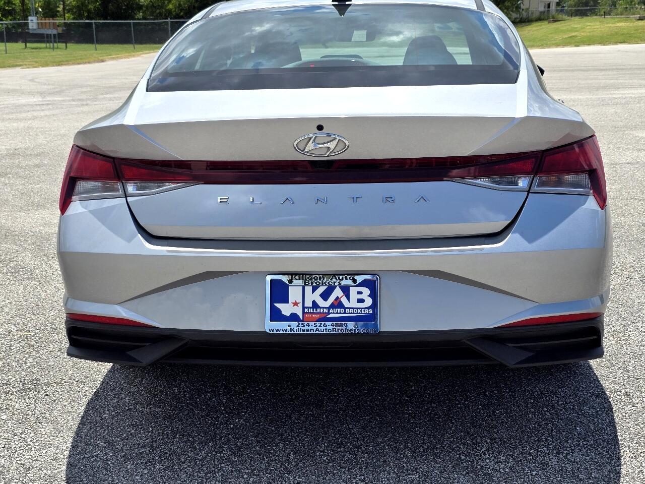 Hyundai Elantra  2022 Hyundai Elantra  2022