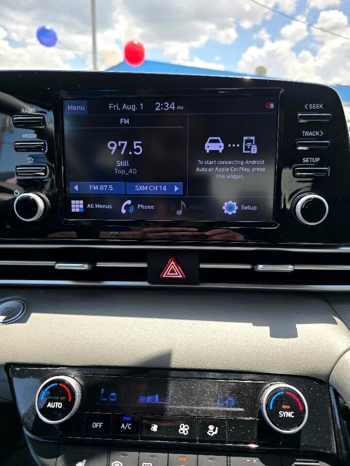 Hyundai Elantra  2022 Hyundai Elantra  2022