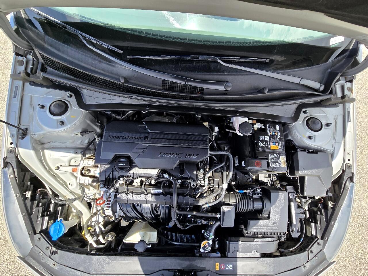 Hyundai Elantra  2022 Hyundai Elantra  2022