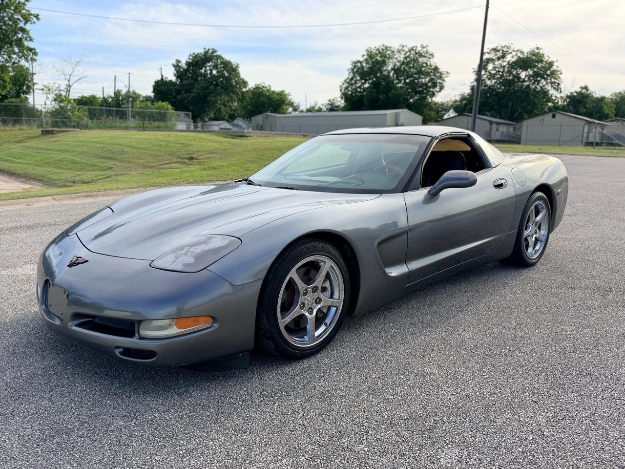 Chevrolet Corvette  2004