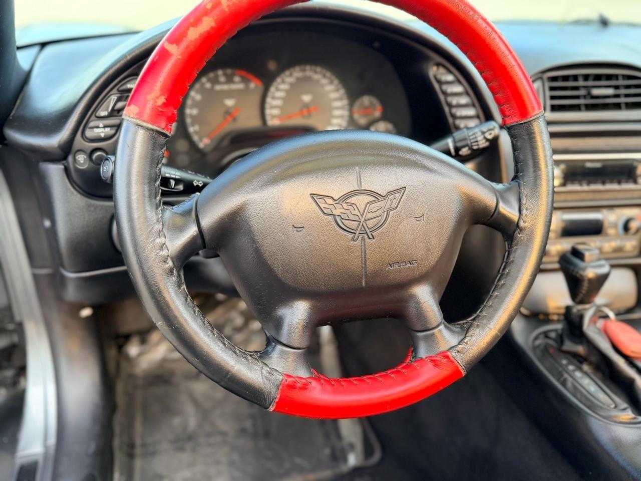 Chevrolet Corvette  2004