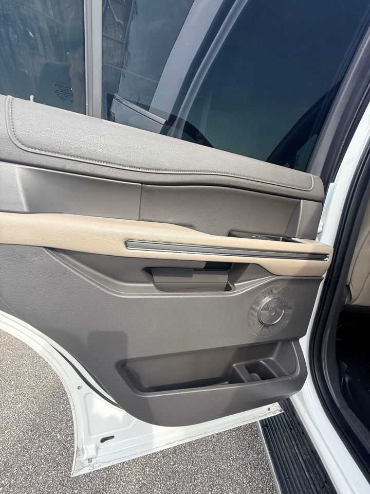 Ford Expedition  2020