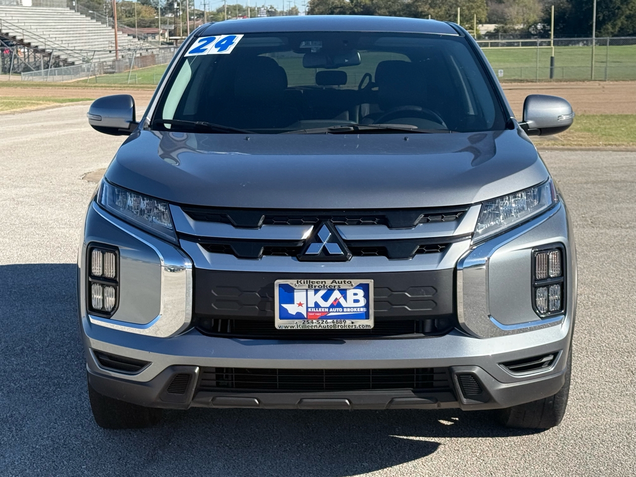 Mitsubishi Outlander Sport  2024