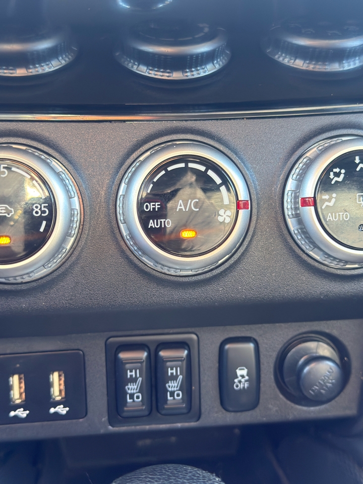 Mitsubishi Outlander Sport  2024