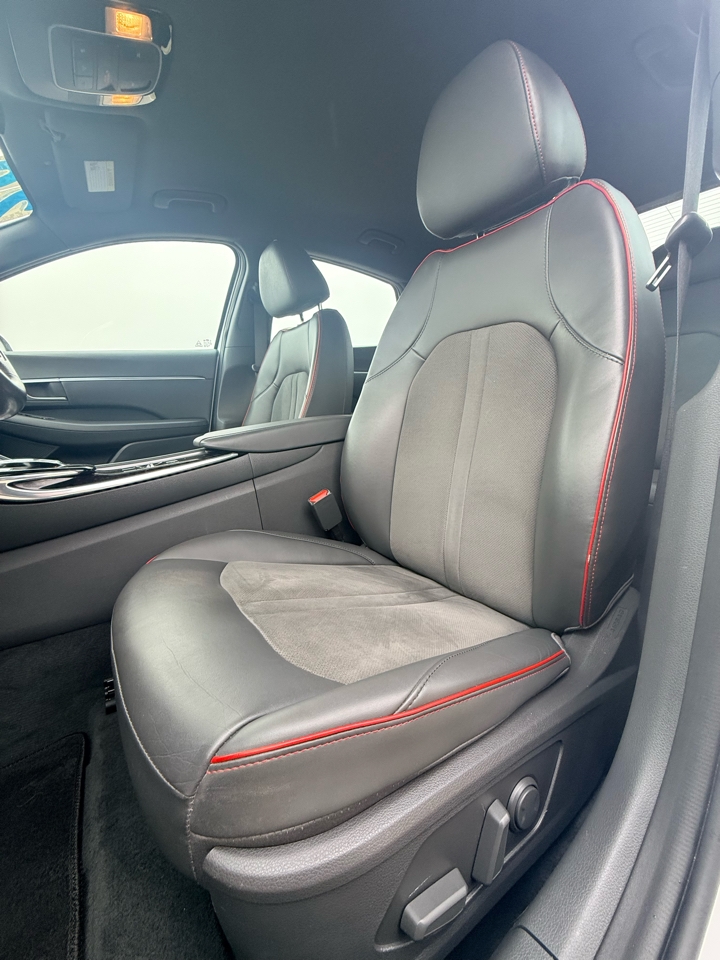 Hyundai Sonata  2020