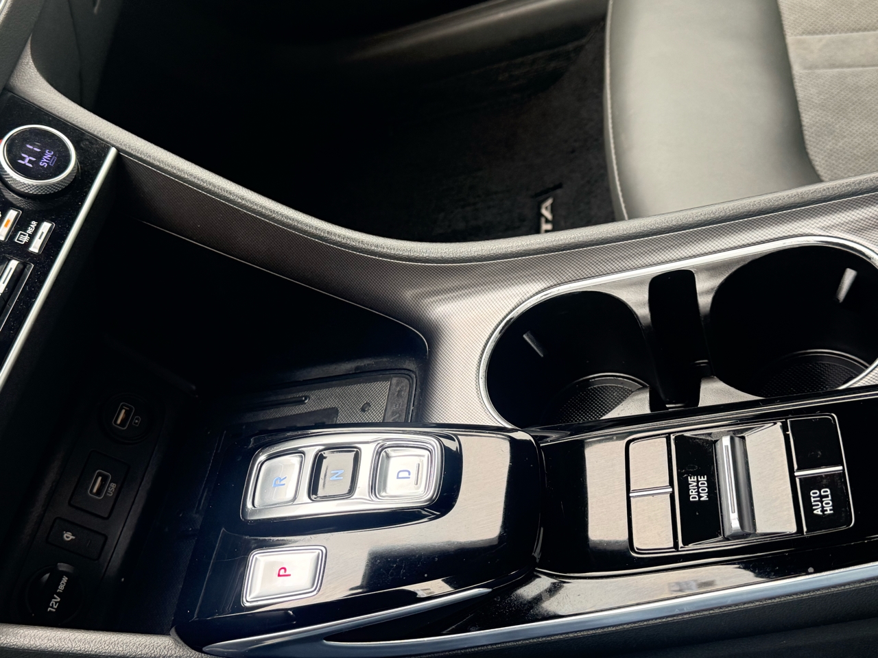 Hyundai Sonata  2020