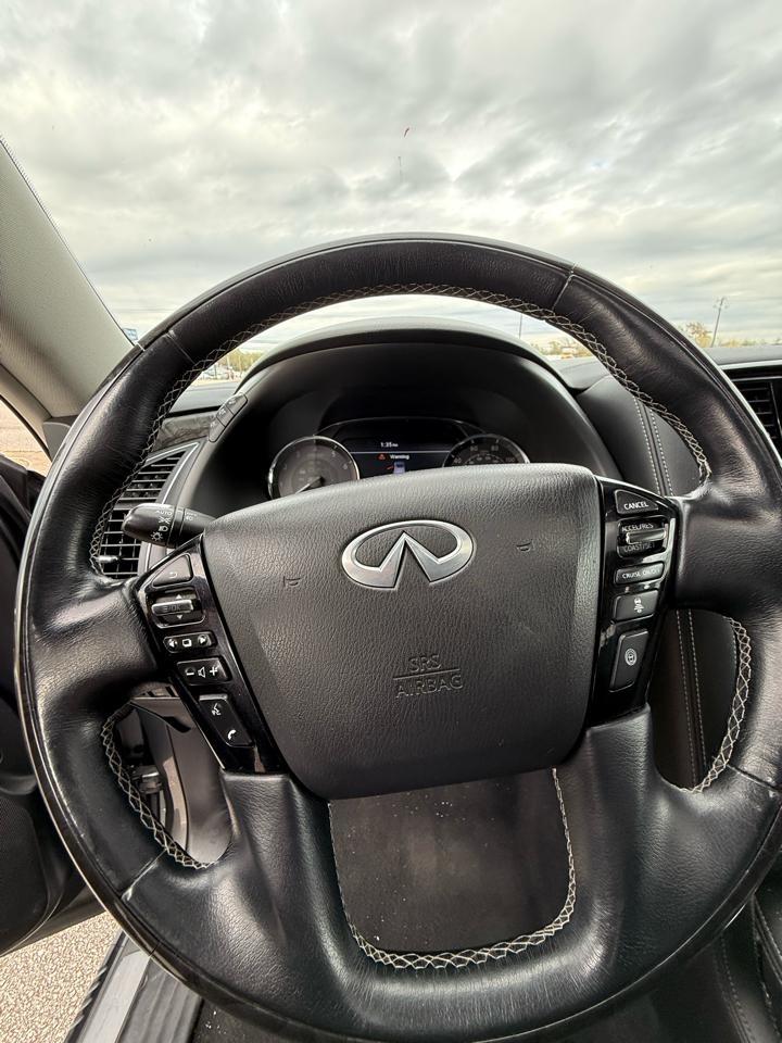 Infiniti QX80  2020