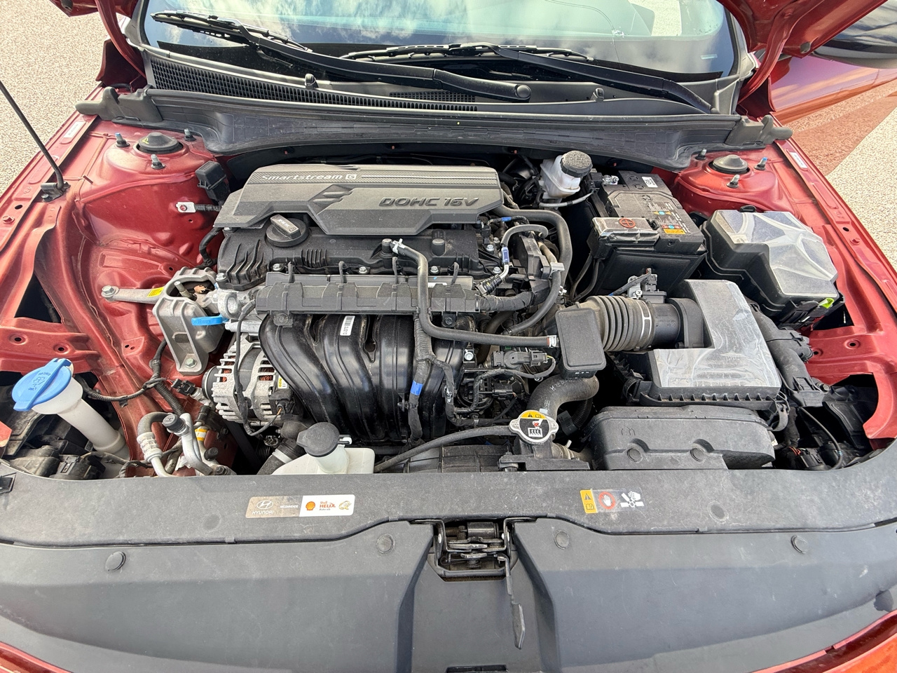 Hyundai Elantra  2025