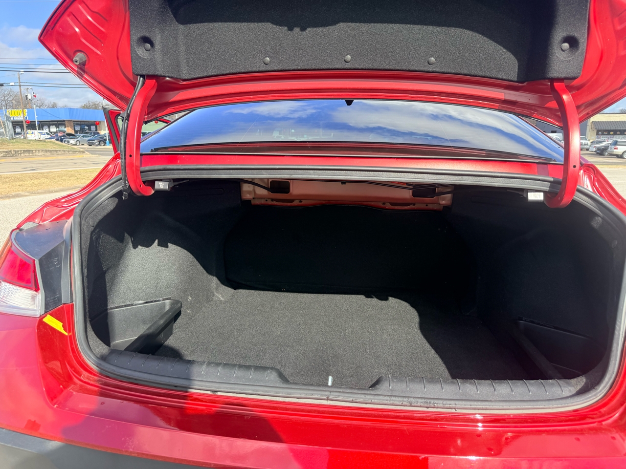 Hyundai Elantra  2025