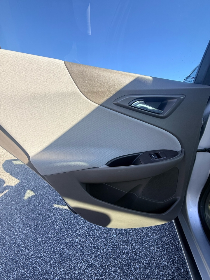 Chevrolet Malibu  2021