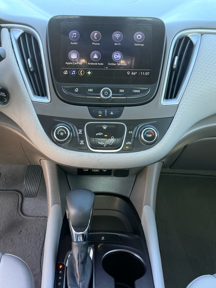 Chevrolet Malibu  2021