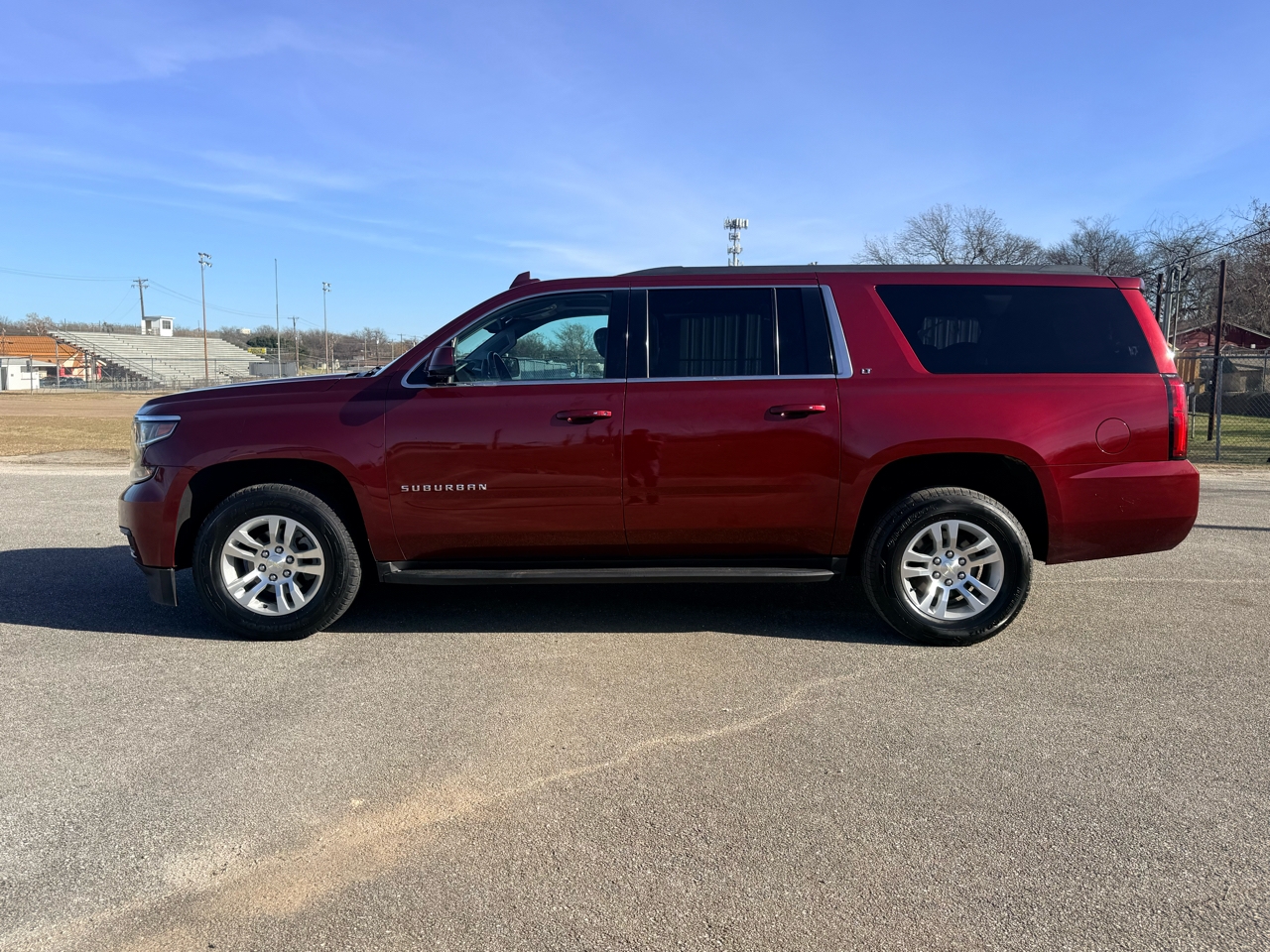 Chevrolet Suburban  2019