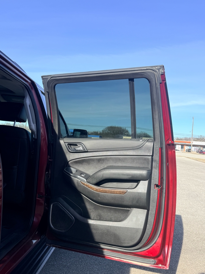 Chevrolet Suburban  2019