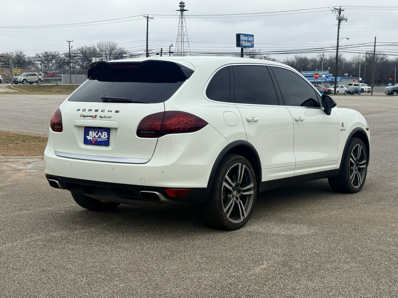 Porsche Cayenne Hybrid  2012