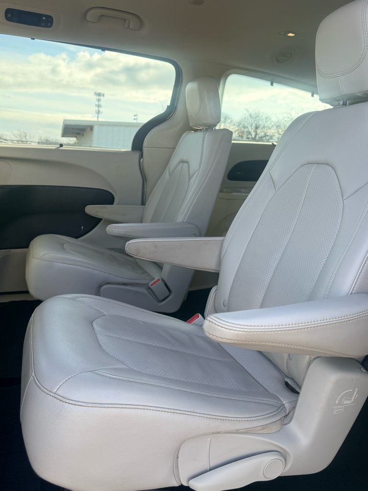 Chrysler Pacifica  2017