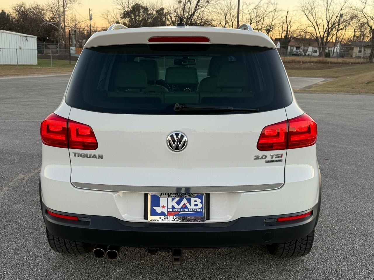 Volkswagen Tiguan  2014