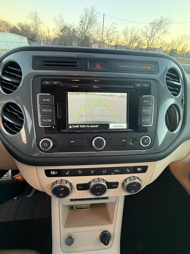 Volkswagen Tiguan  2014