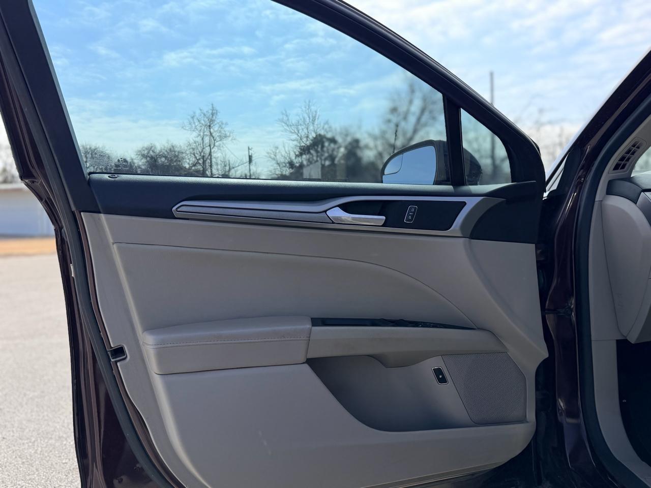 Ford Fusion Hybrid  2018