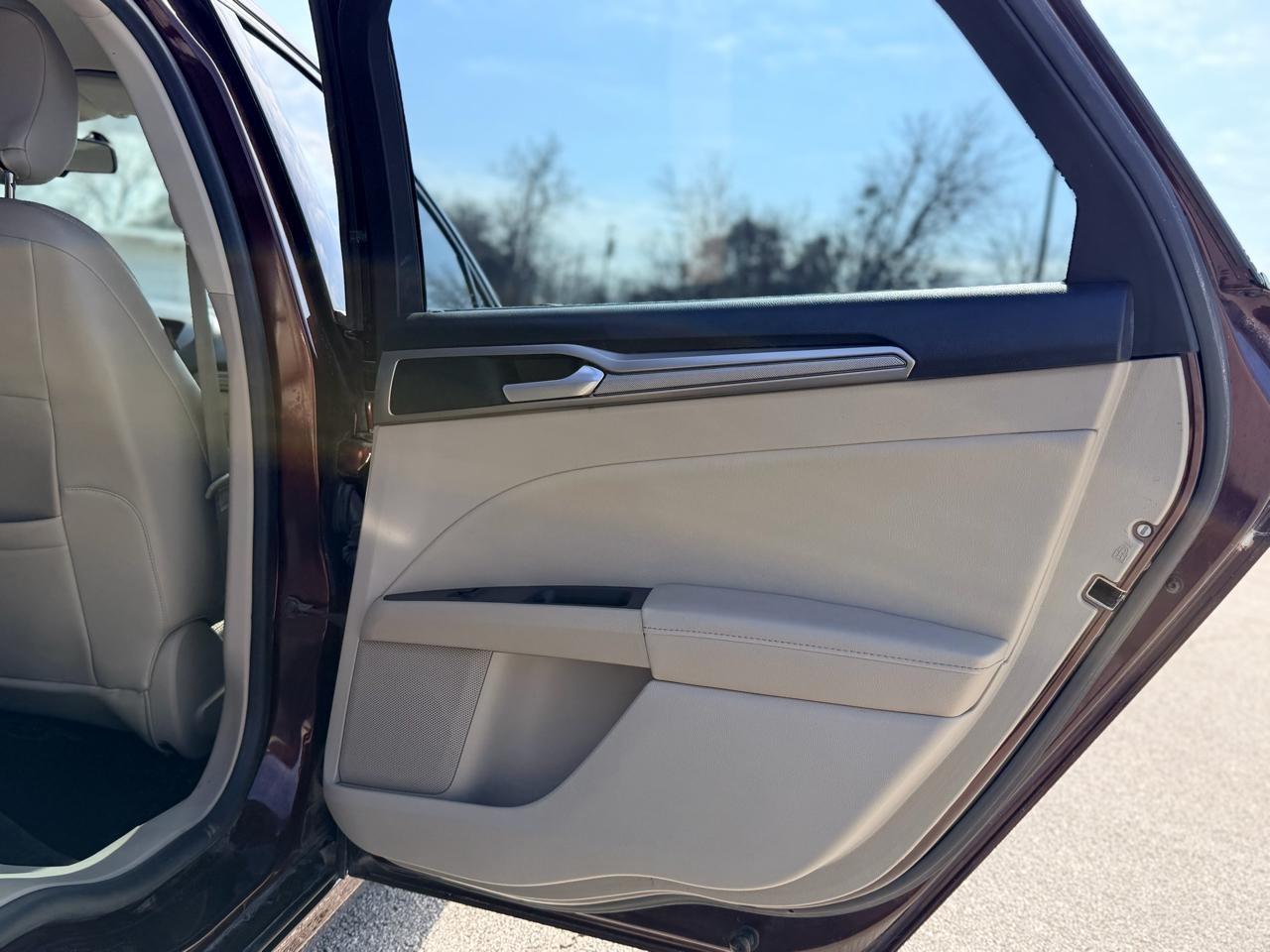 Ford Fusion Hybrid  2018