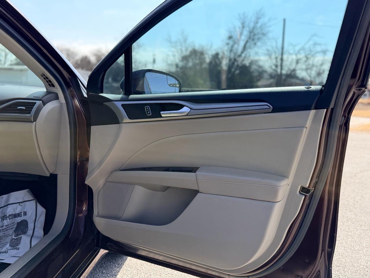 Ford Fusion Hybrid  2018