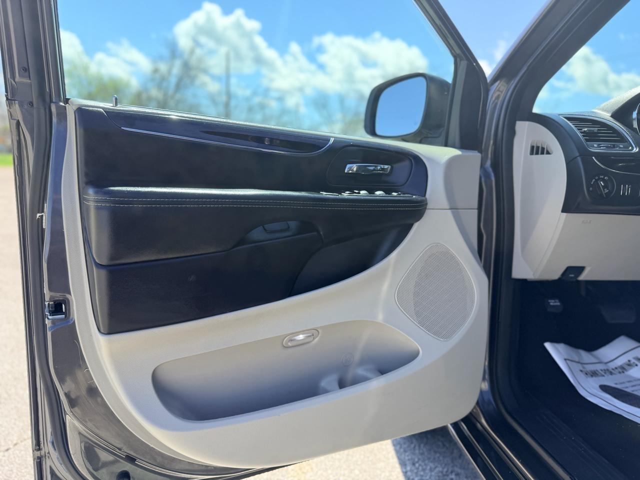 Dodge Grand Caravan  2019