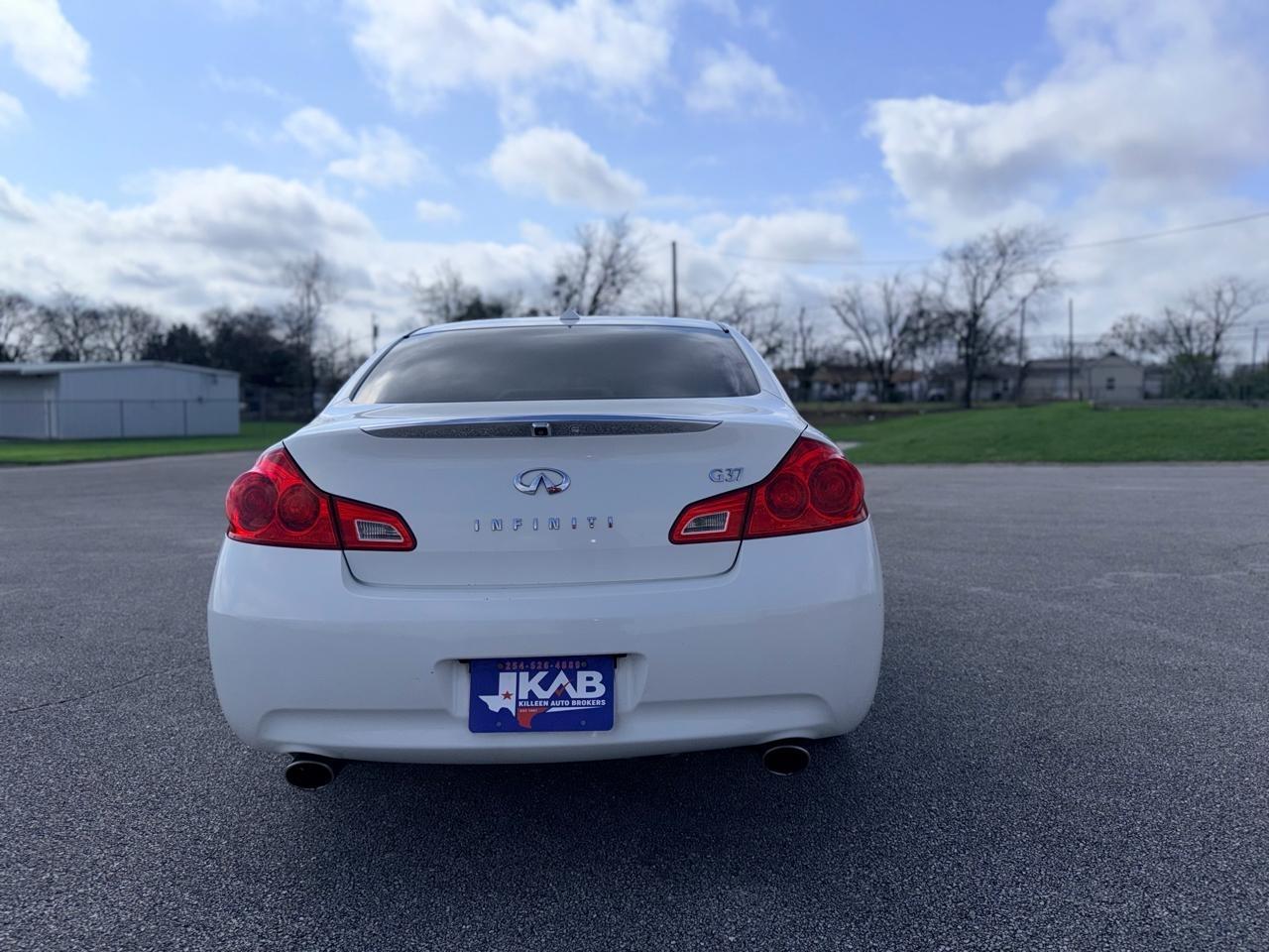 Infiniti G Sedan  2009