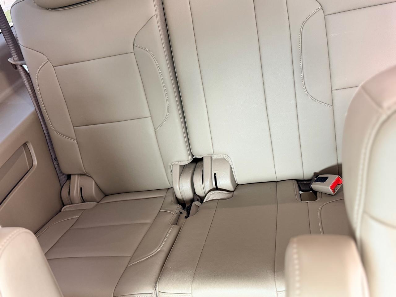 Chevrolet Suburban  2019