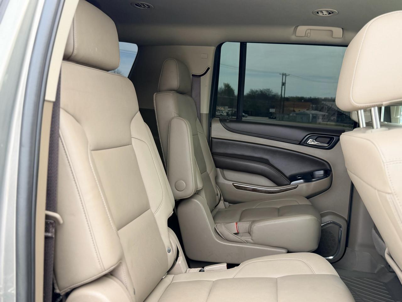 Chevrolet Suburban  2019