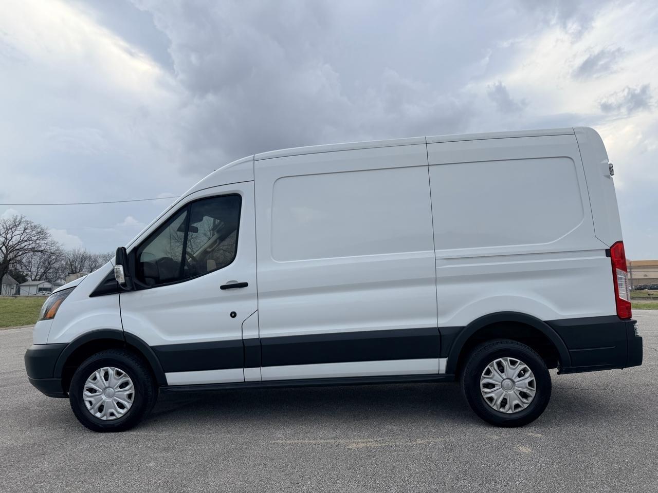 Ford Transit  2016