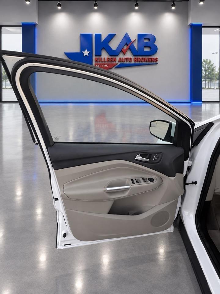 Ford Escape  2014