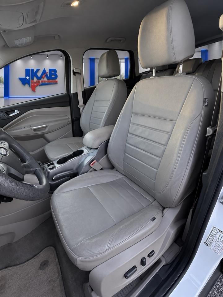 Ford Escape  2014