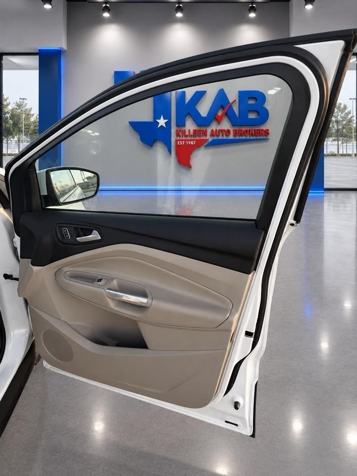 Ford Escape  2014