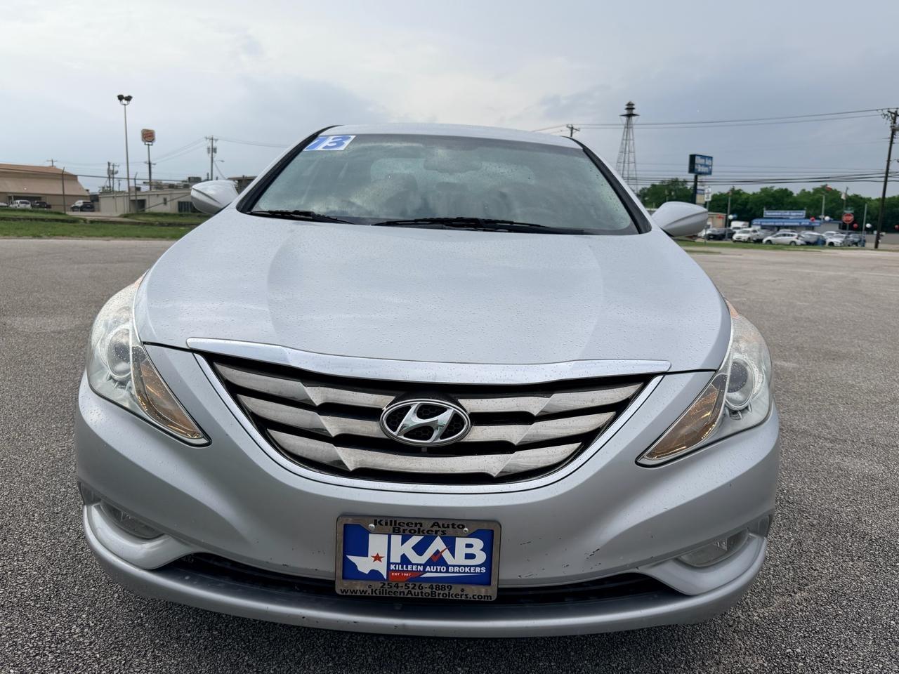 Hyundai Sonata  2013