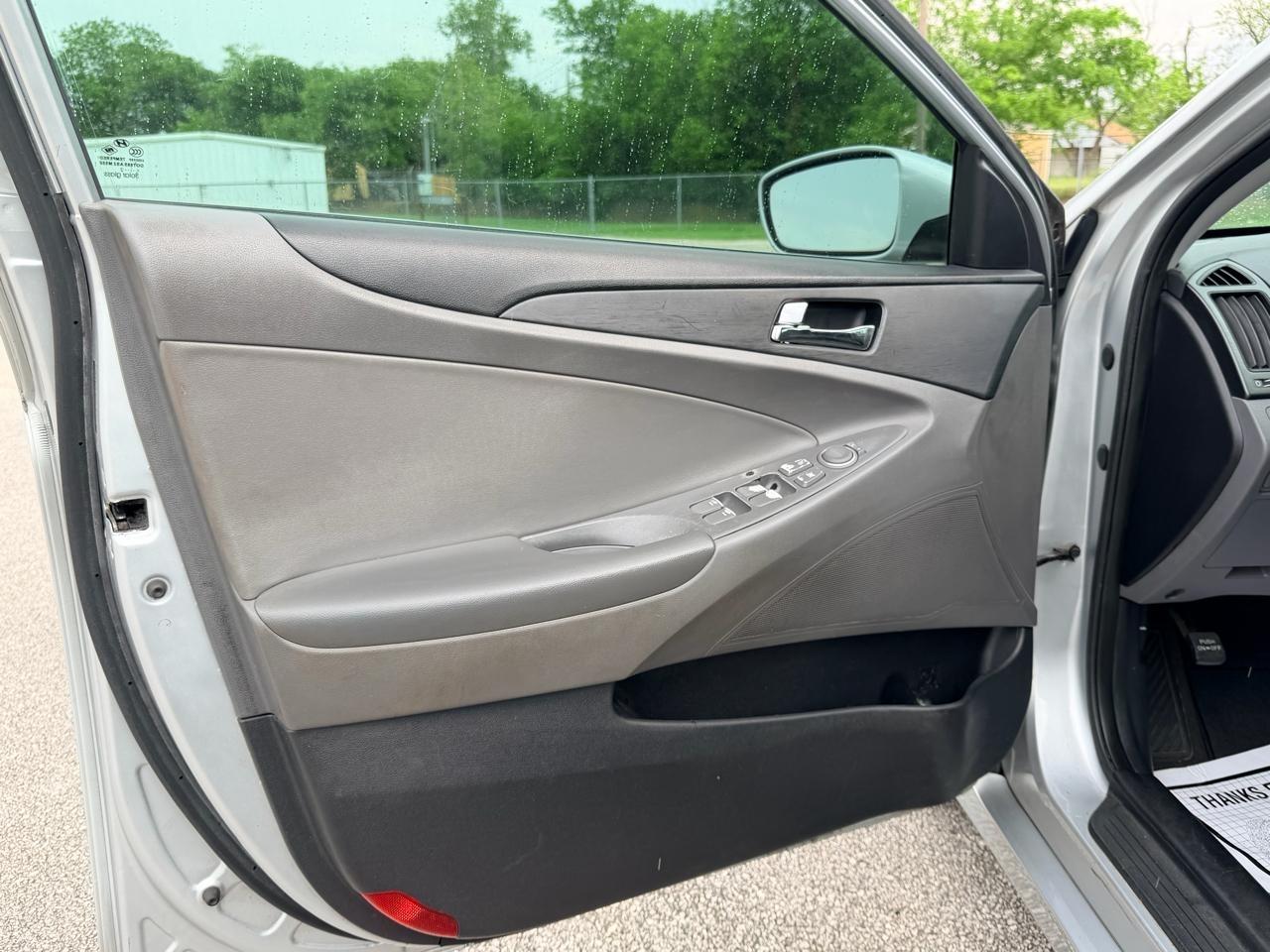 Hyundai Sonata  2013