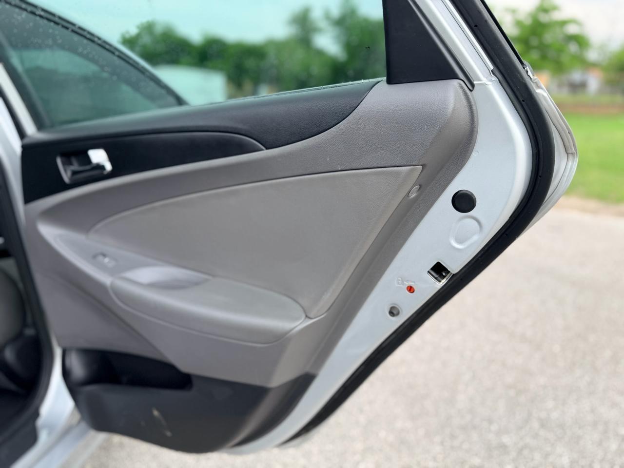 Hyundai Sonata  2013