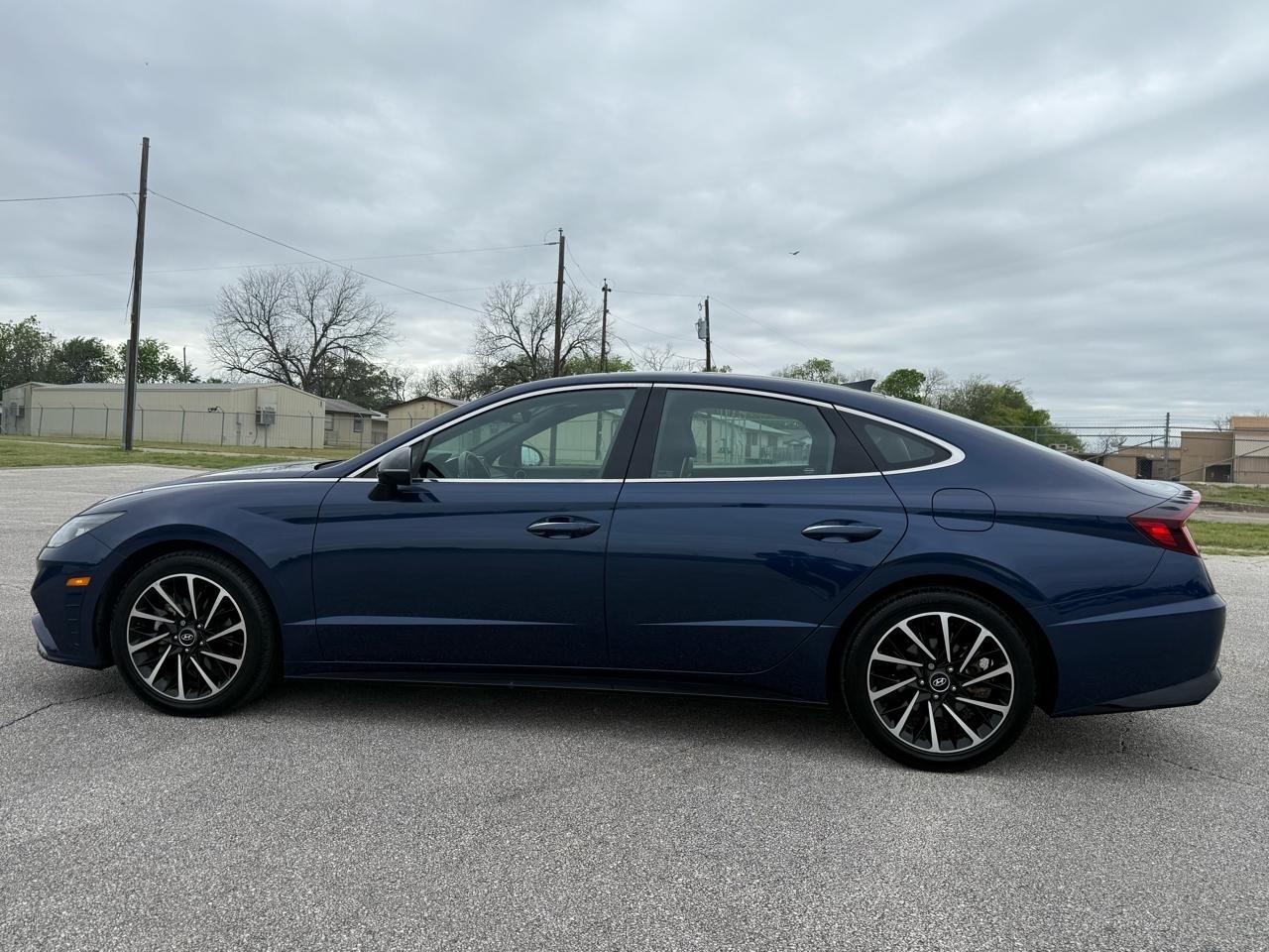 Hyundai Sonata  2020