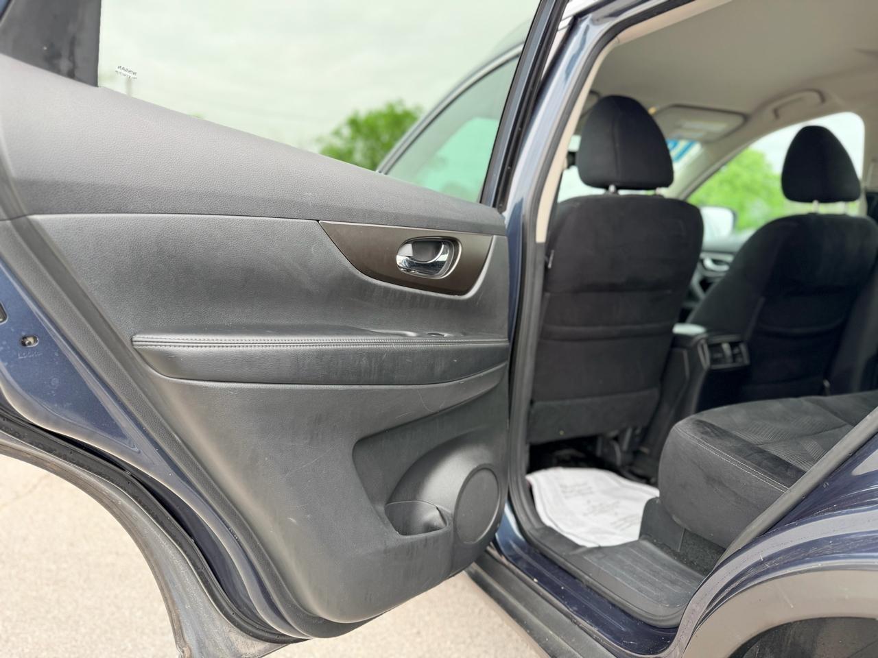 Nissan Rogue  2014