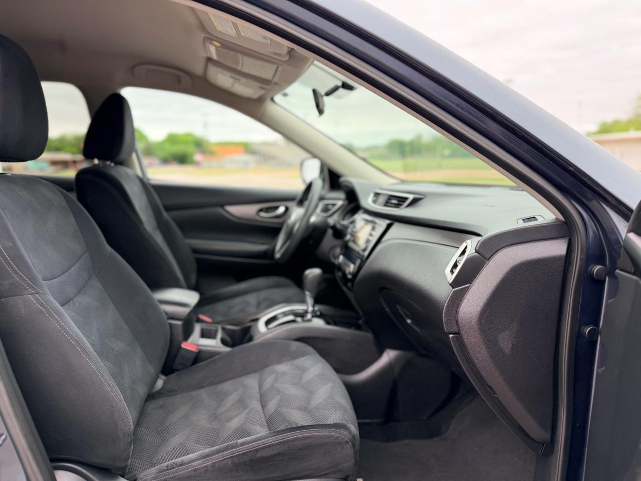 Nissan Rogue  2014