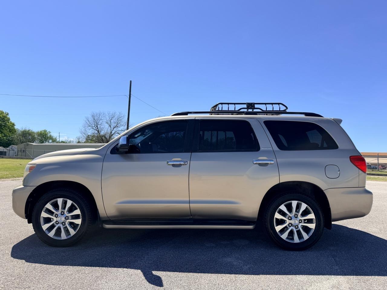 Toyota Sequoia  2008