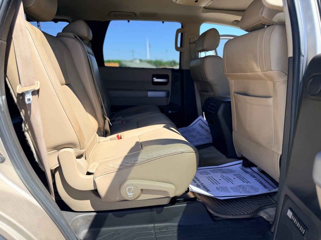 Toyota Sequoia  2008