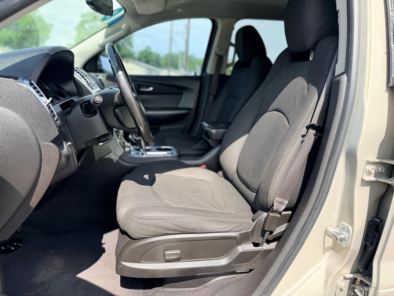 GMC Acadia  2010