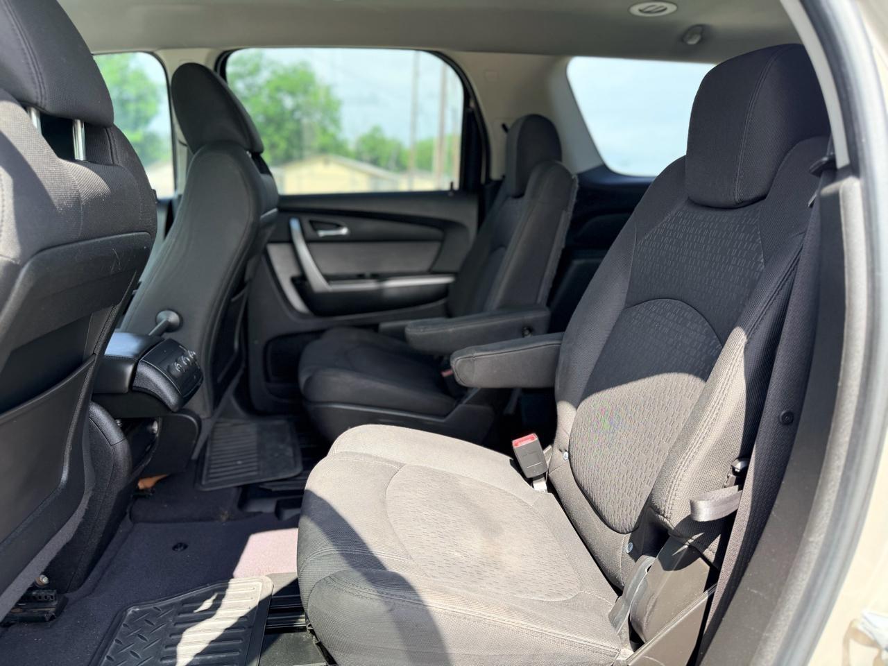 GMC Acadia  2010