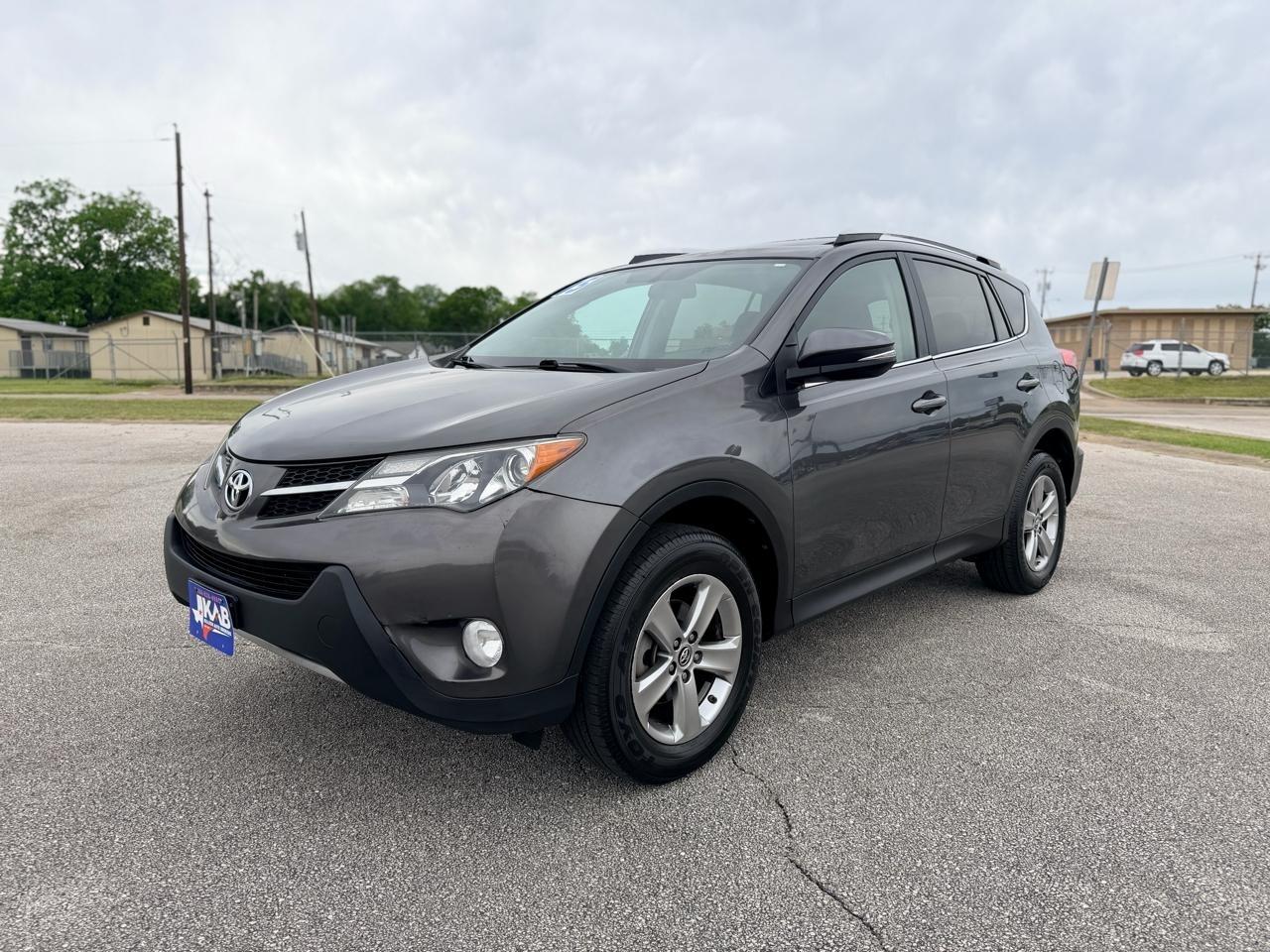 Toyota RAV4  2015