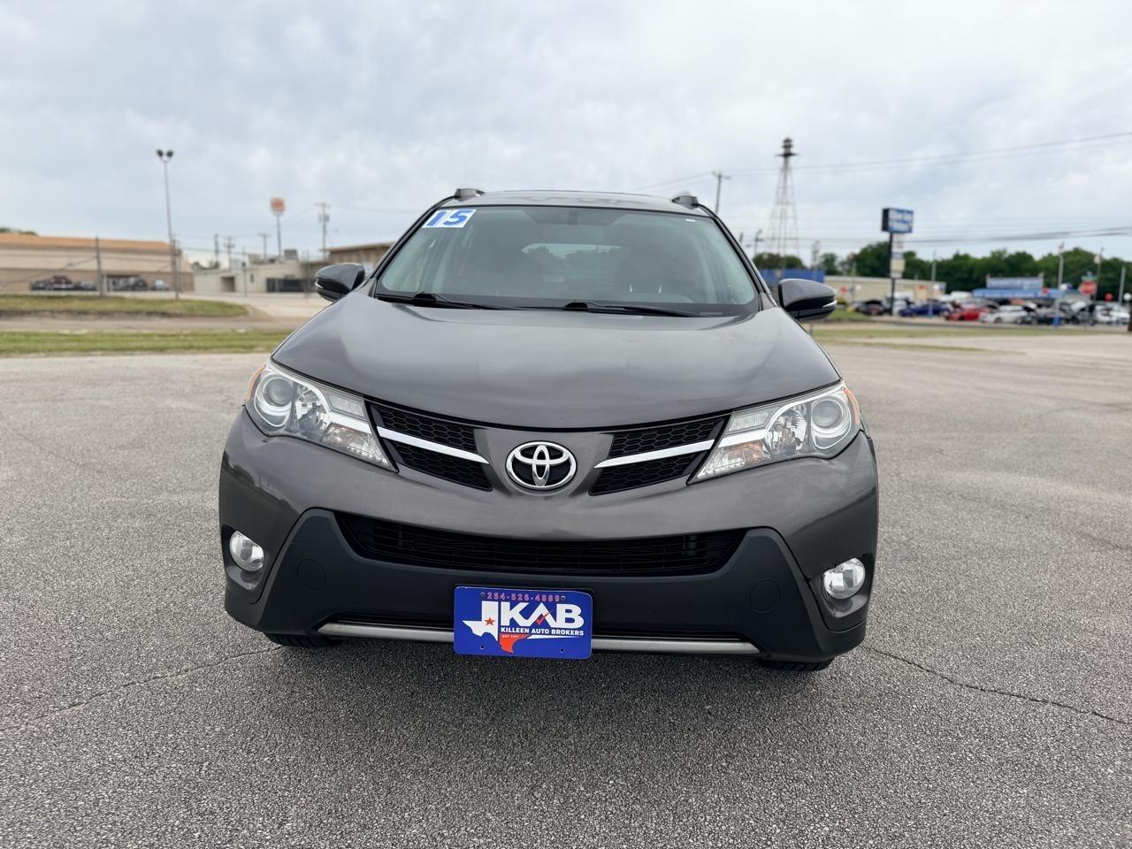 Toyota RAV4  2015