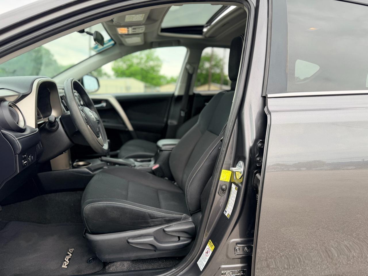Toyota RAV4  2015